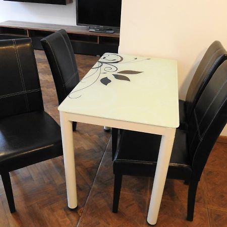 Laisves Aleja Apartment Kaunas Bagian luar foto
