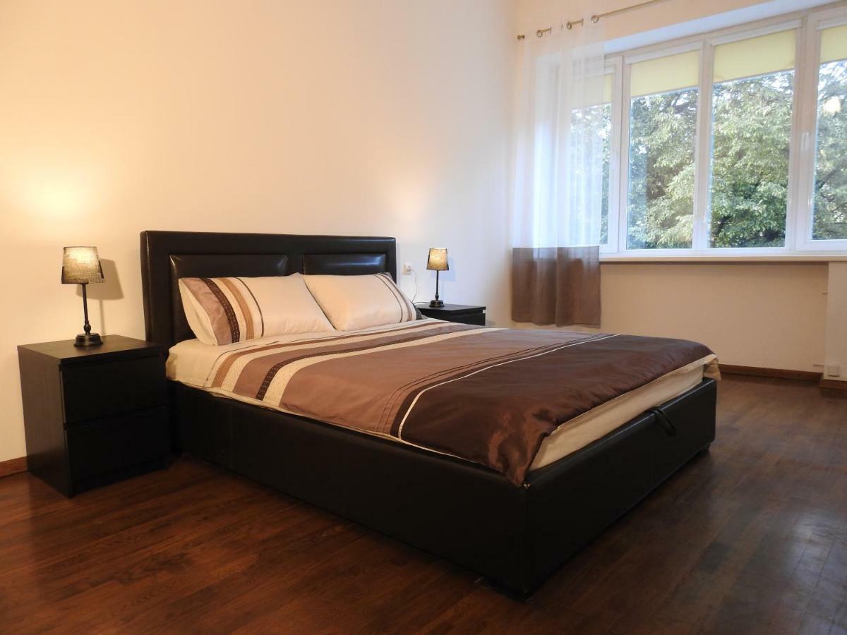 Laisves Aleja Apartment Kaunas Bagian luar foto