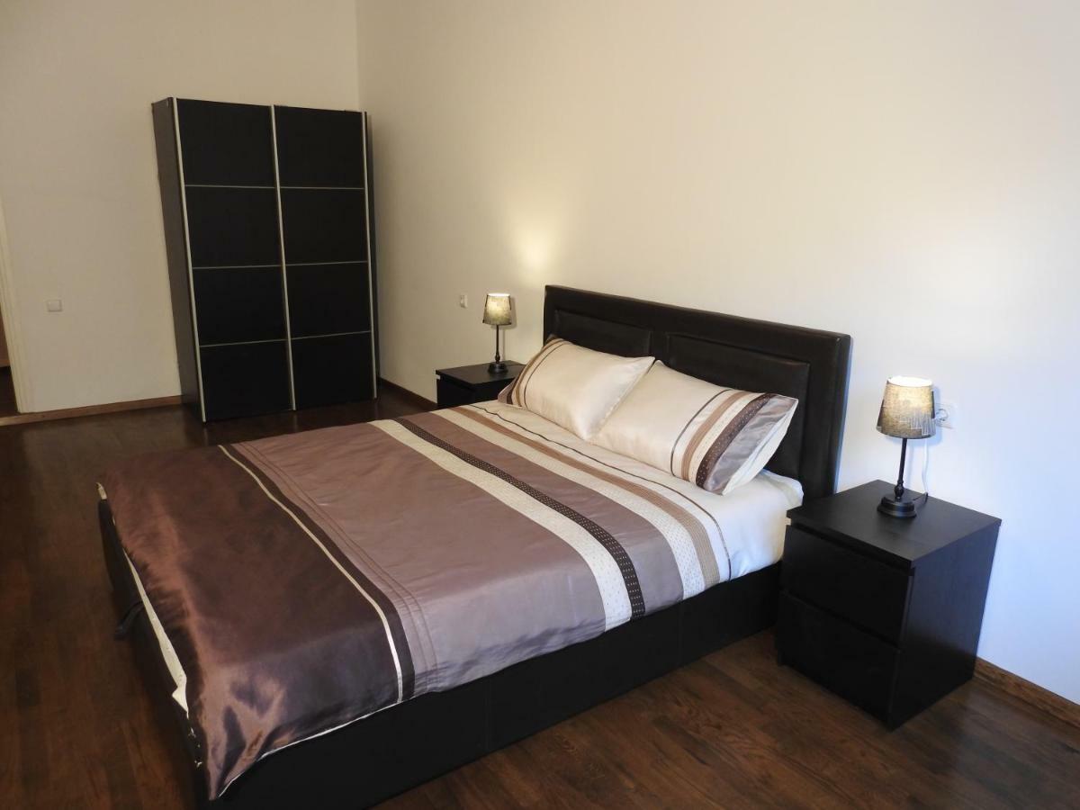 Laisves Aleja Apartment Kaunas Bagian luar foto